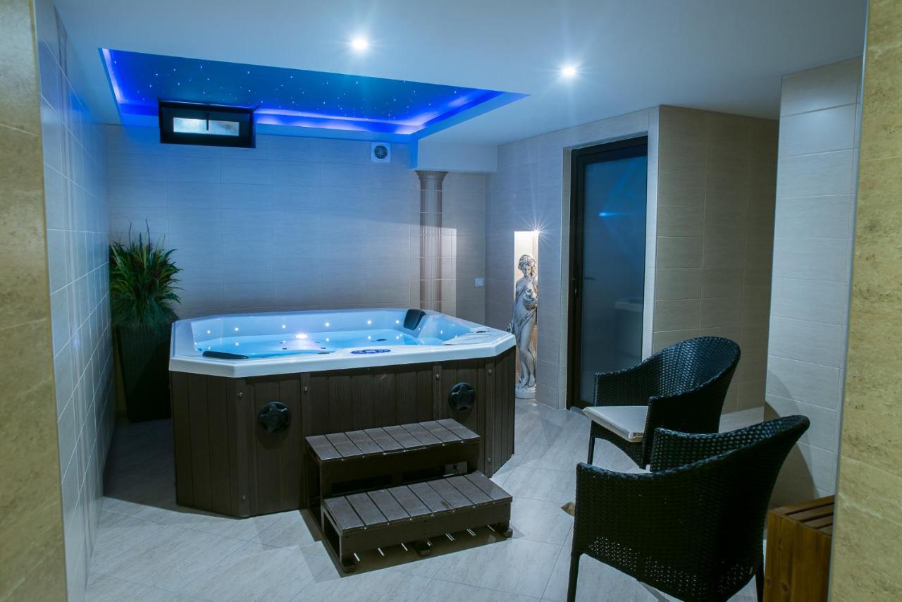 Gorgeous Villa Cluj-Napoca Ngoại thất bức ảnh